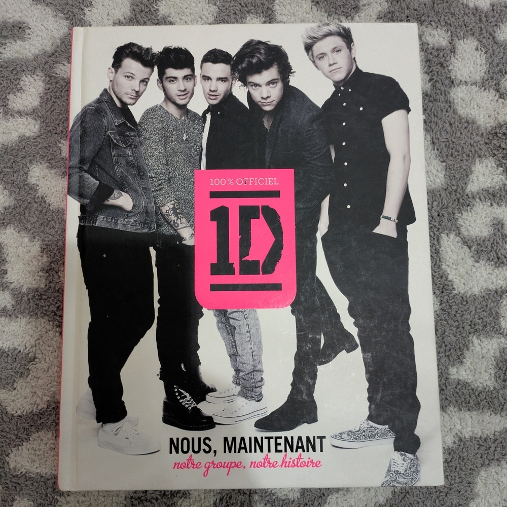 🦋5/25$ 1D Book (French)